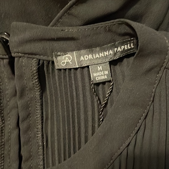 Adrianna Papell Black long sleeved blouse with keyhole button back. NWT. - Picture 7 of 10